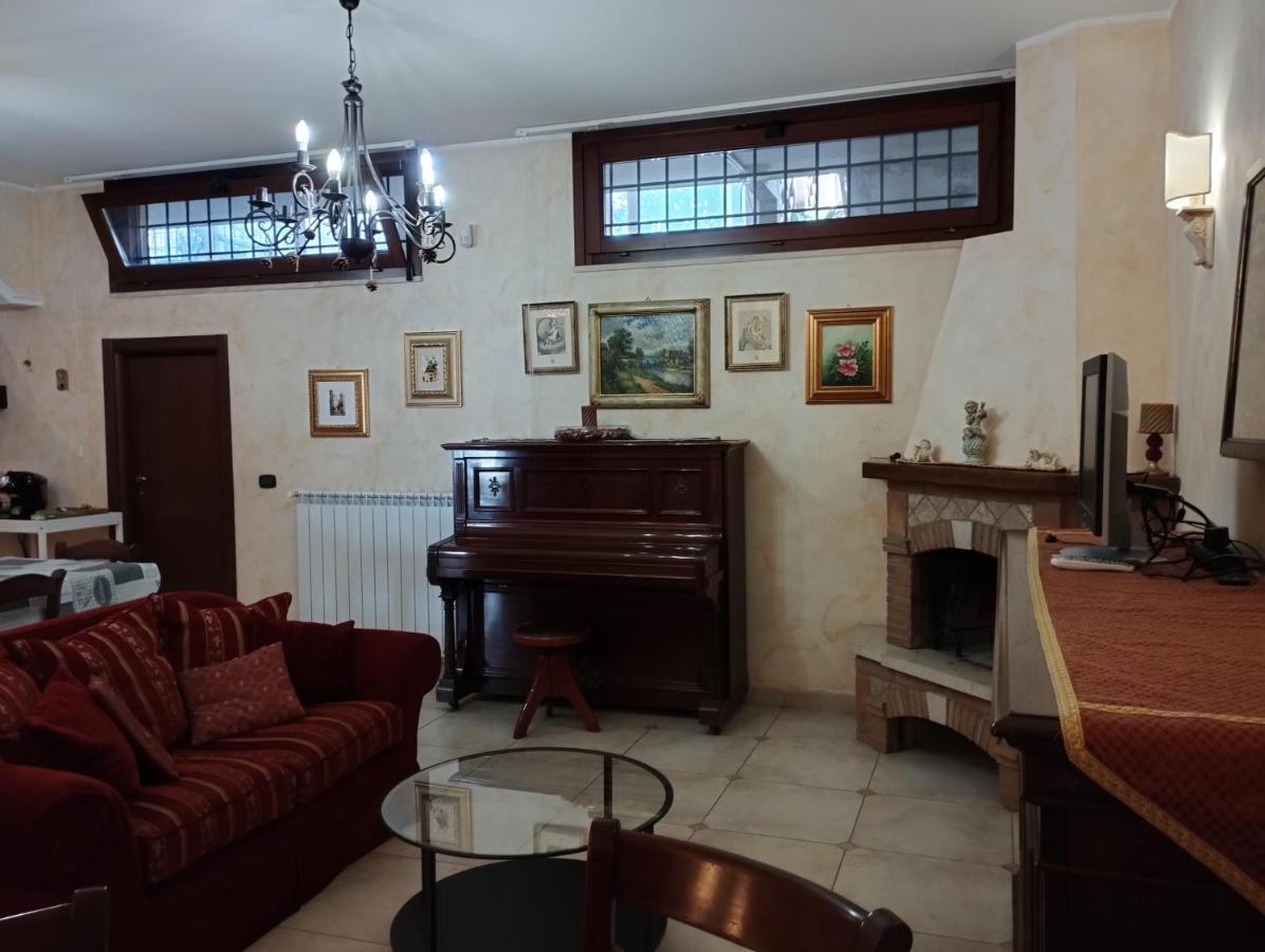 Villetta San Cesareo Luaran gambar